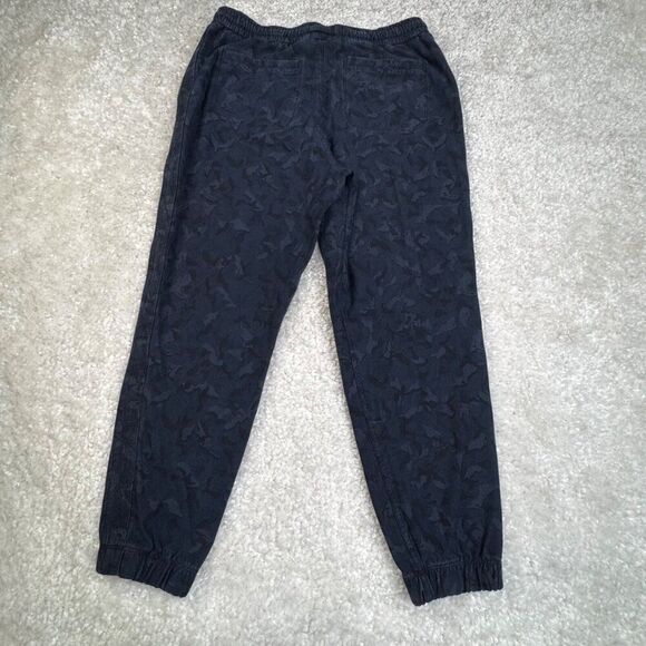 Athleta Farallon Jogger Navy Blue Camo 8 Petite - Picture 3 of 10